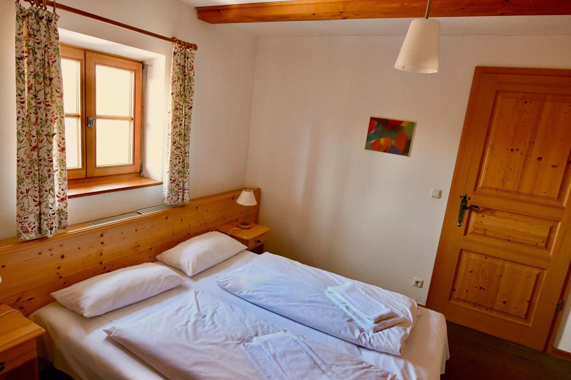 Hotel Zweilindenhof Seeshaupt Esterno foto